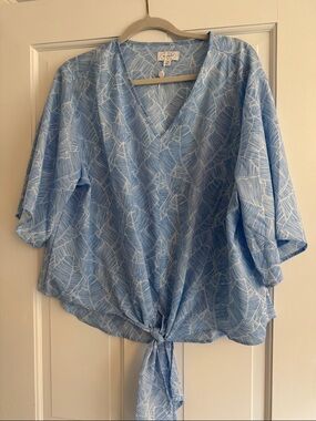 Mud Pie Sky Blue Leaf-Print Tie-Front V-Neck Blouse - NWOT